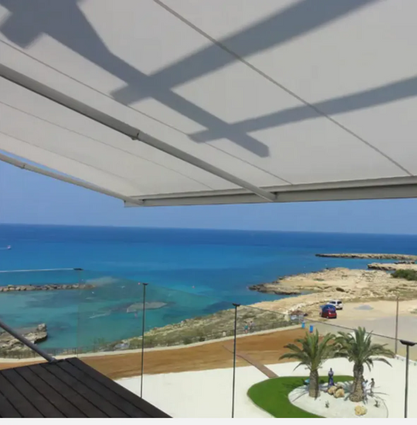 Hovedbilde Semi-Kassettmarkise, Bredde 475-530 cm x 160 cm utfall